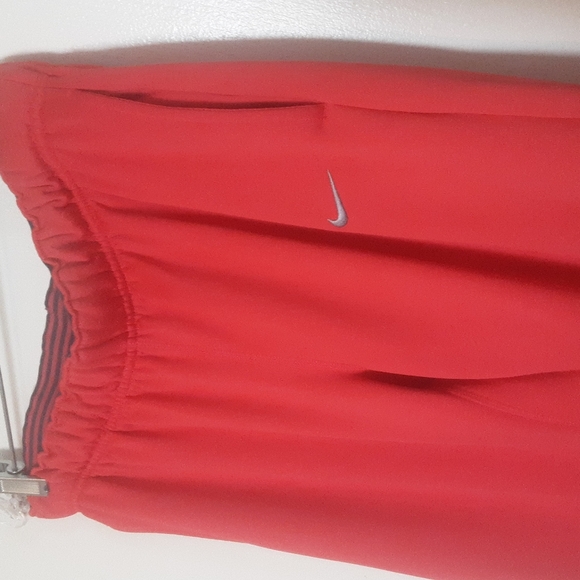 Nike Therma Fit Size M Orange - Picture 2 of 7